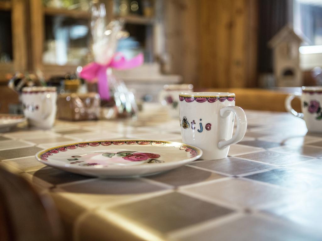 Luxurious Chalet In Oud Turnhout With Large Garden Villa Oud-Turnhout Eksteriør bilde