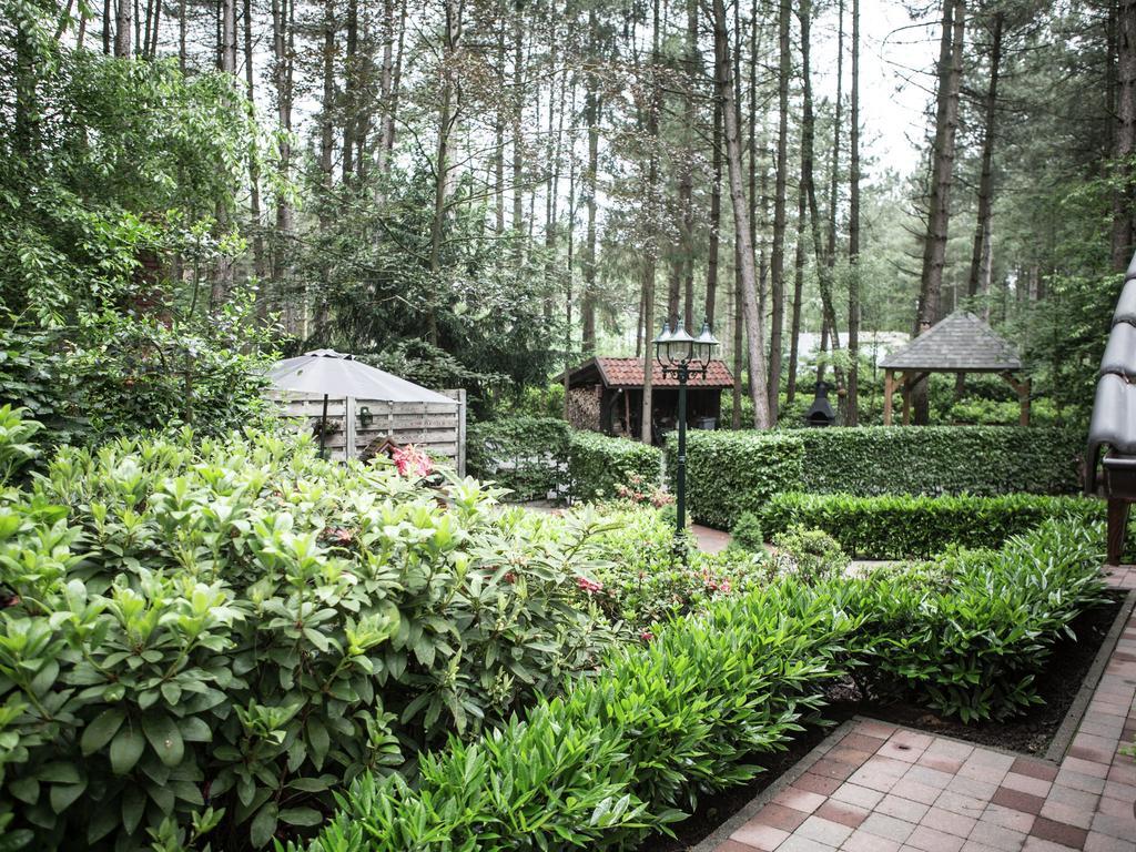 Luxurious Chalet In Oud Turnhout With Large Garden Villa Oud-Turnhout Eksteriør bilde
