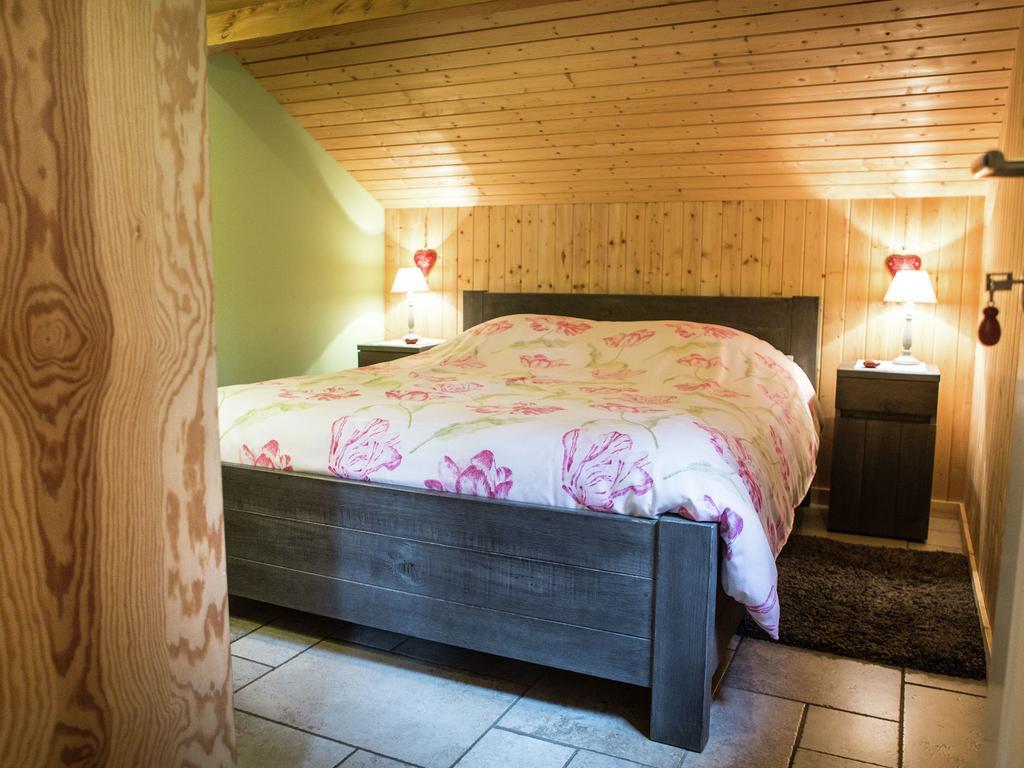 Luxurious Chalet In Oud Turnhout With Large Garden Villa Oud-Turnhout Eksteriør bilde