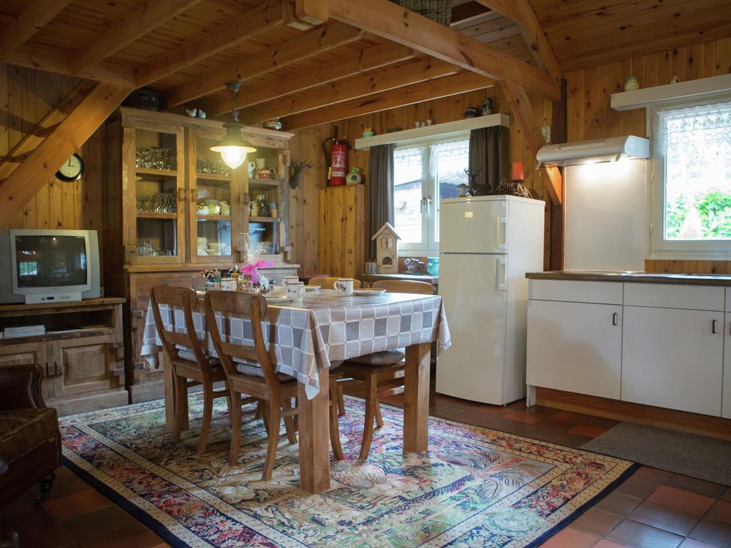 Luxurious Chalet In Oud Turnhout With Large Garden Villa Oud-Turnhout Eksteriør bilde