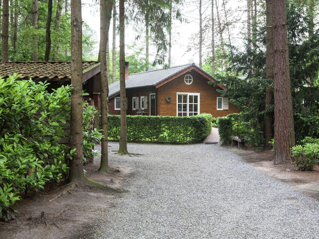 Luxurious Chalet In Oud Turnhout With Large Garden Villa Oud-Turnhout Eksteriør bilde